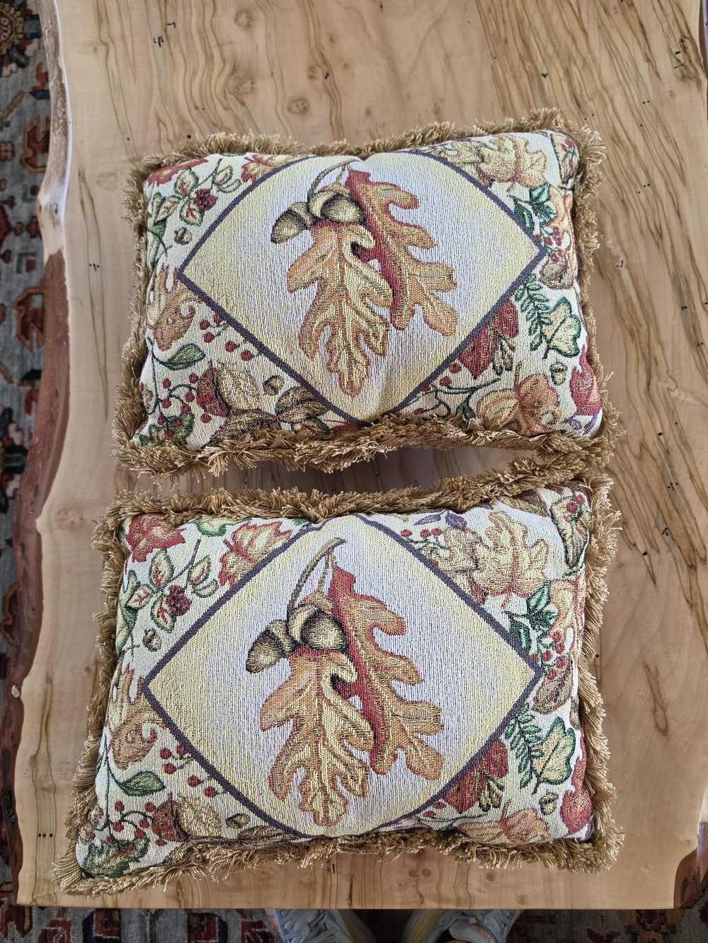 Autumn Fall Decor Leaf Tapestry Throw Pillow Pair - Gold Fringe 17x12 EUC